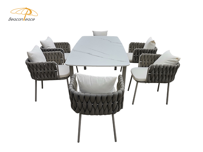 Quality Patio Dining Set